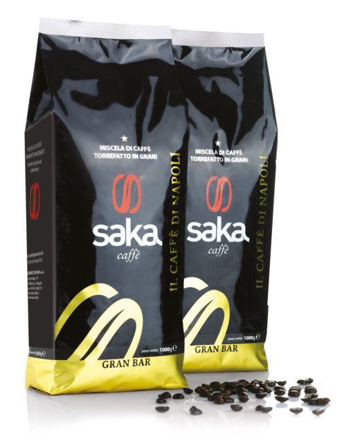 Udoskonalona mieszanka składająca się w 100% z ziaren Coffea Arabica. Saka Diamond to efekt selekcji ziaren dokonywanej przez naszych specjalistów bezpośrednio na plantacjach, w miejscach skąd pochodzą najlepsze ziarna.